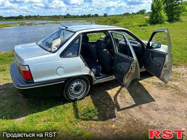 Серый Дэу Нексия, объемом двигателя 1.5 л и пробегом 35 тыс. км за 3000 $, фото 6 на Automoto.ua