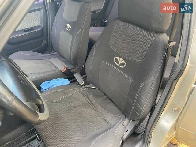 Серый Дэу Нексия, объемом двигателя 1.5 л и пробегом 190 тыс. км за 1350 $, фото 11 на Automoto.ua