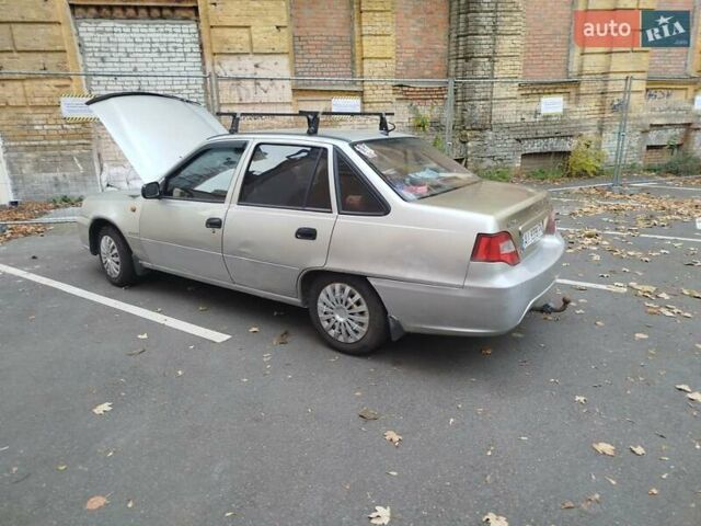 Серый Дэу Нексия, объемом двигателя 1.6 л и пробегом 213 тыс. км за 1666 $, фото 3 на Automoto.ua