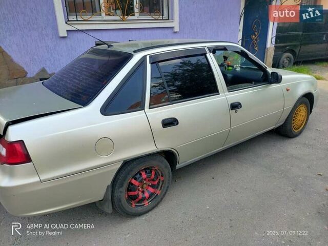 Сірий Деу Нексія, об'ємом двигуна 1.5 л та пробігом 329 тис. км за 2350 $, фото 3 на Automoto.ua