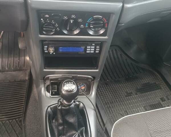 Сірий Деу Нексія, об'ємом двигуна 1.5 л та пробігом 125 тис. км за 999 $, фото 12 на Automoto.ua