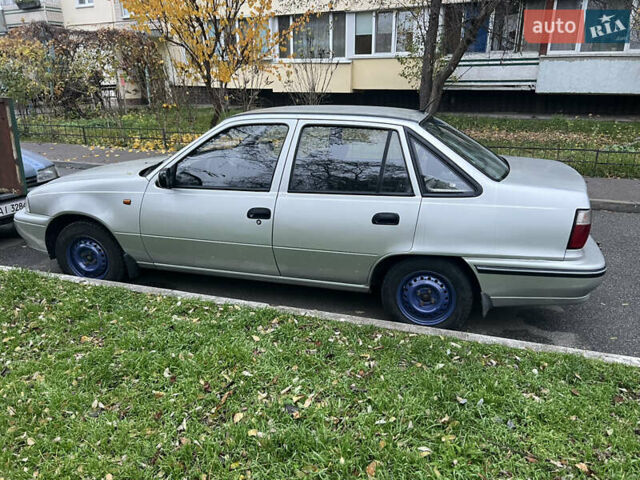 Сірий Деу Нексія, об'ємом двигуна 1.5 л та пробігом 181 тис. км за 2600 $, фото 2 на Automoto.ua