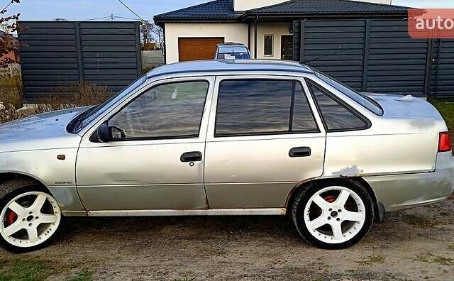 Серый Дэу Нексия, объемом двигателя 1.5 л и пробегом 306 тыс. км за 2300 $, фото 26 на Automoto.ua