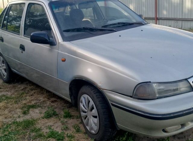 Сірий Деу Нексія, об'ємом двигуна 1.5 л та пробігом 340 тис. км за 1300 $, фото 1 на Automoto.ua