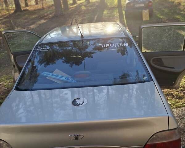 Сірий Деу Нексія, об'ємом двигуна 1.6 л та пробігом 400 тис. км за 1200 $, фото 3 на Automoto.ua