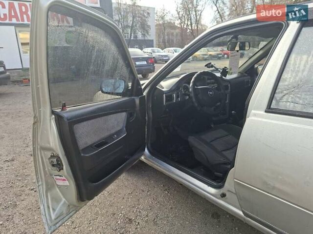 Серый Дэу Нексия, объемом двигателя 1.5 л и пробегом 238 тыс. км за 2100 $, фото 11 на Automoto.ua