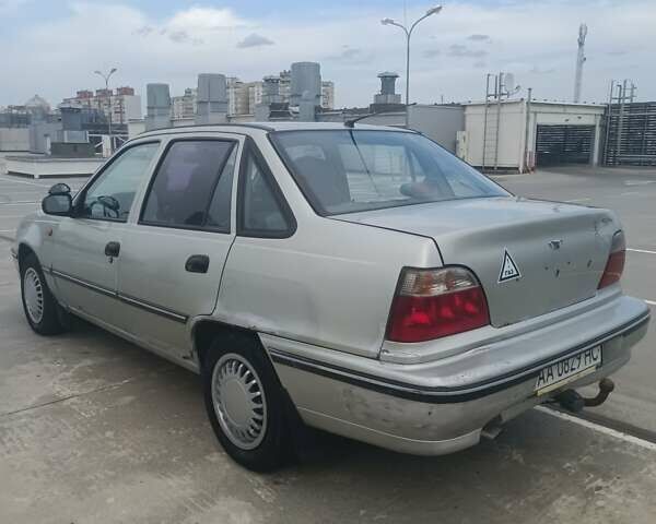 Сірий Деу Нексія, об'ємом двигуна 1.5 л та пробігом 125 тис. км за 999 $, фото 5 на Automoto.ua