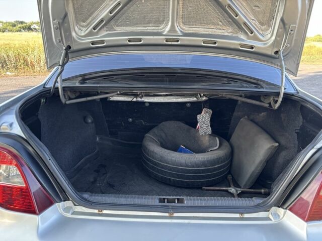 Серый Дэу Нексия, объемом двигателя 1.5 л и пробегом 280 тыс. км за 1300 $, фото 4 на Automoto.ua