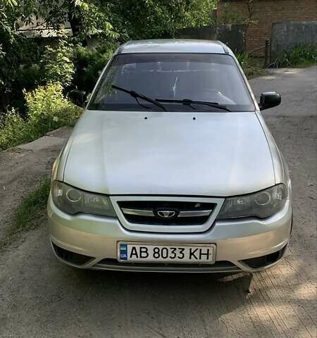 Серый Дэу Нексия, объемом двигателя 1.5 л и пробегом 275 тыс. км за 2100 $, фото 1 на Automoto.ua