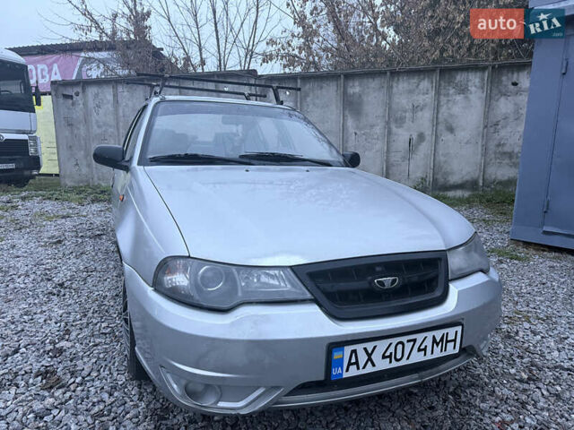 Сірий Деу Нексія, об'ємом двигуна 1.6 л та пробігом 144 тис. км за 1700 $, фото 1 на Automoto.ua