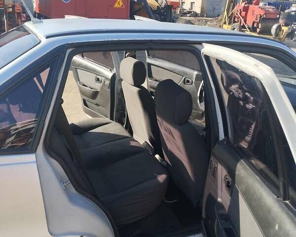 Серый Дэу Нексия, объемом двигателя 1.5 л и пробегом 273 тыс. км за 1500 $, фото 10 на Automoto.ua