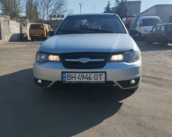 Серый Дэу Нексия, объемом двигателя 1.5 л и пробегом 273 тыс. км за 1500 $, фото 5 на Automoto.ua