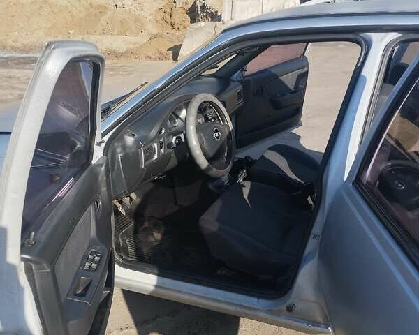 Серый Дэу Нексия, объемом двигателя 1.5 л и пробегом 273 тыс. км за 1500 $, фото 8 на Automoto.ua