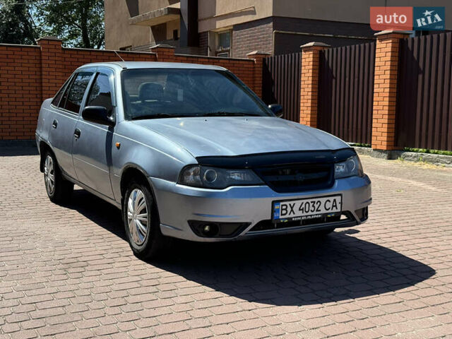 Серый Дэу Нексия, объемом двигателя 1.6 л и пробегом 233 тыс. км за 1499 $, фото 1 на Automoto.ua
