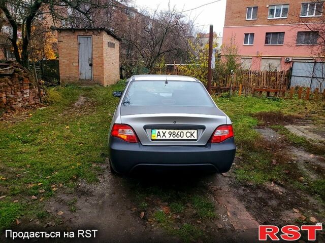 Серый Дэу Нексия, объемом двигателя 1.5 л и пробегом 158 тыс. км за 2000 $, фото 4 на Automoto.ua