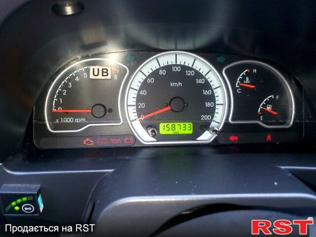 Серый Дэу Нексия, объемом двигателя 1.5 л и пробегом 158 тыс. км за 2000 $, фото 5 на Automoto.ua