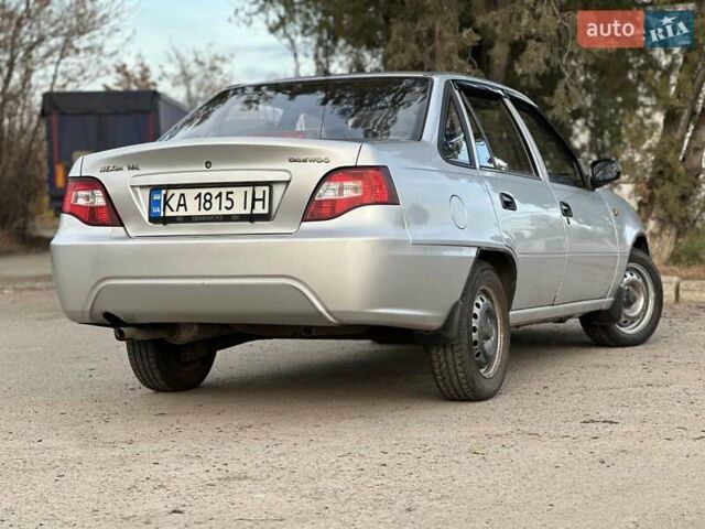 Серый Дэу Нексия, объемом двигателя 1.6 л и пробегом 106 тыс. км за 2900 $, фото 3 на Automoto.ua