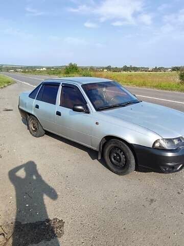 Сірий Деу Нексія, об'ємом двигуна 1.5 л та пробігом 266 тис. км за 2150 $, фото 5 на Automoto.ua