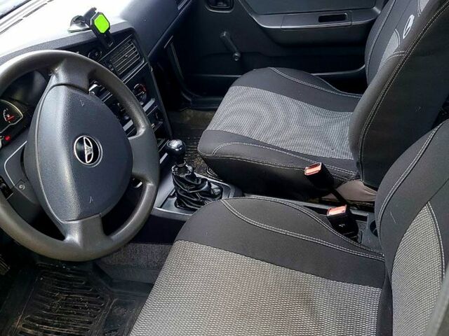 Серый Дэу Нексия, объемом двигателя 1.5 л и пробегом 158 тыс. км за 2000 $, фото 3 на Automoto.ua