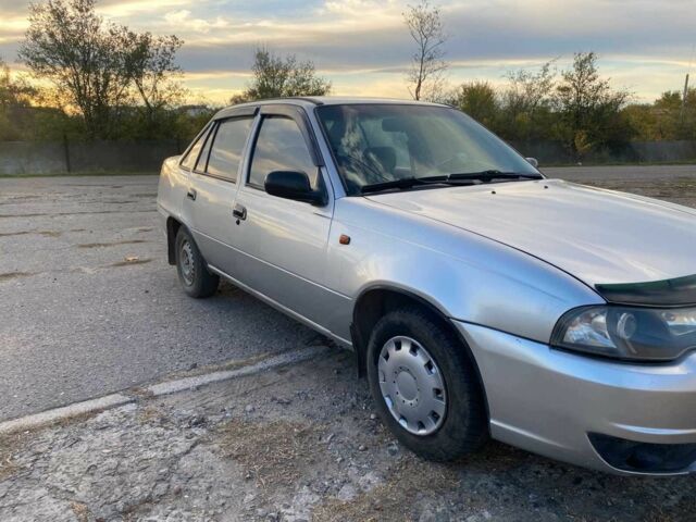 Деу Нексія 2011 у Болграде на Automoto.ua Сірий Деу Нексія, об'ємом двигуна 1.5 л та пробігом 238 тис. км за 2150 $, фото 5 на Automoto.ua