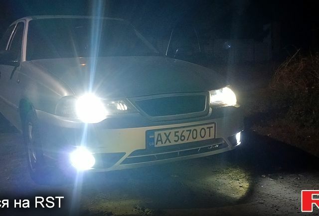 Сірий Деу Нексія, об'ємом двигуна 1.5 л та пробігом 227 тис. км за 2000 $, фото 11 на Automoto.ua