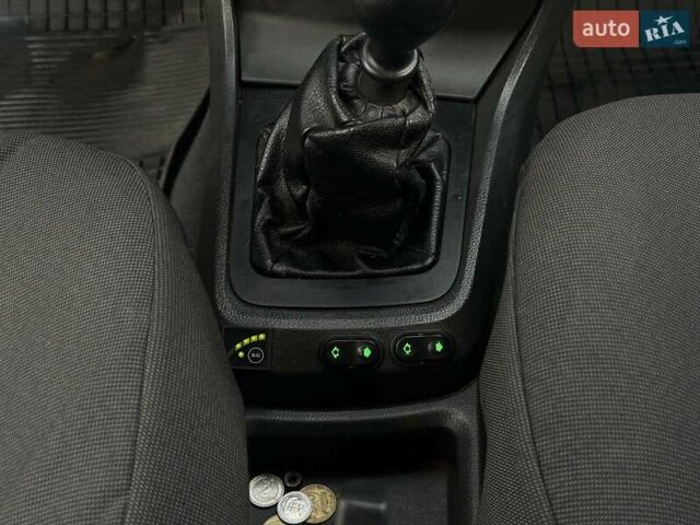 Серый Дэу Нексия, объемом двигателя 1.6 л и пробегом 106 тыс. км за 2900 $, фото 14 на Automoto.ua