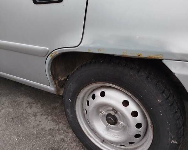 Серый Дэу Нексия, объемом двигателя 1.6 л и пробегом 147 тыс. км за 2000 $, фото 2 на Automoto.ua