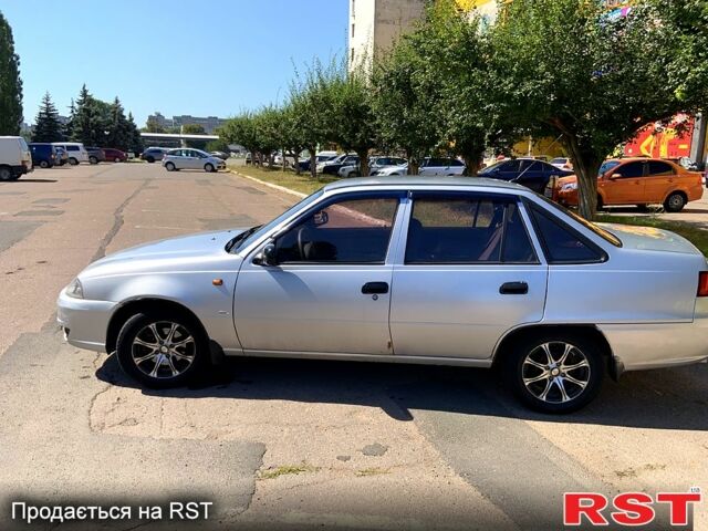Серый Дэу Нексия, объемом двигателя 1.5 л и пробегом 120 тыс. км за 2500 $, фото 3 на Automoto.ua
