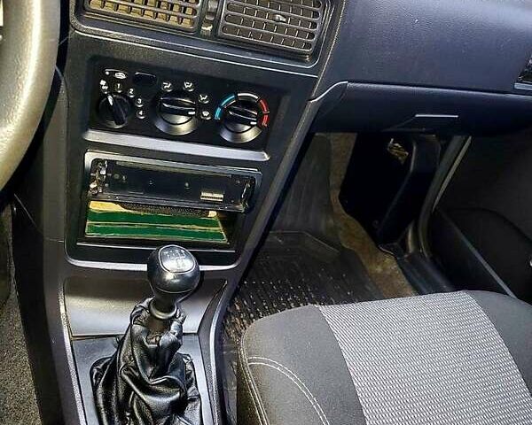 Серый Дэу Нексия, объемом двигателя 1.5 л и пробегом 158 тыс. км за 2000 $, фото 6 на Automoto.ua