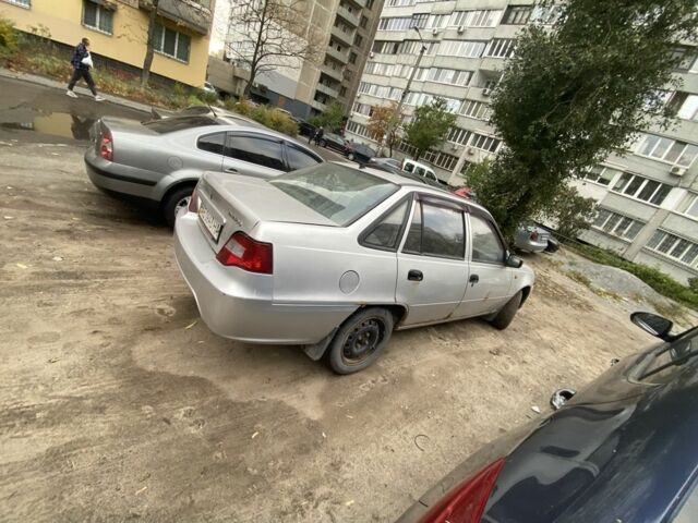 Деу Нексія 2011 у Дніпро (Дніпропетровську) на Automoto.ua Сірий Деу Нексія, об'ємом двигуна 1.5 л та пробігом 215 тис. км за 850 $, фото 2 на Automoto.ua