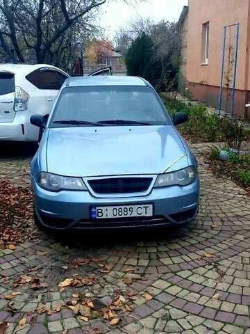 Сірий Деу Нексія, об'ємом двигуна 1.6 л та пробігом 192 тис. км за 1999 $, фото 2 на Automoto.ua