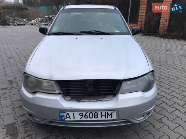 Серый Дэу Нексия, объемом двигателя 1.5 л и пробегом 500 тыс. км за 1100 $, фото 6 на Automoto.ua