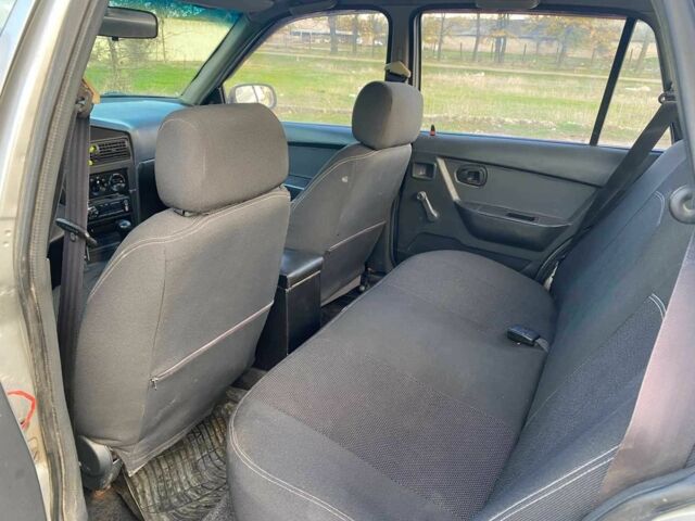 Деу Нексія 2011 у Болграде на Automoto.ua Сірий Деу Нексія, об'ємом двигуна 1.5 л та пробігом 238 тис. км за 2150 $, фото 11 на Automoto.ua