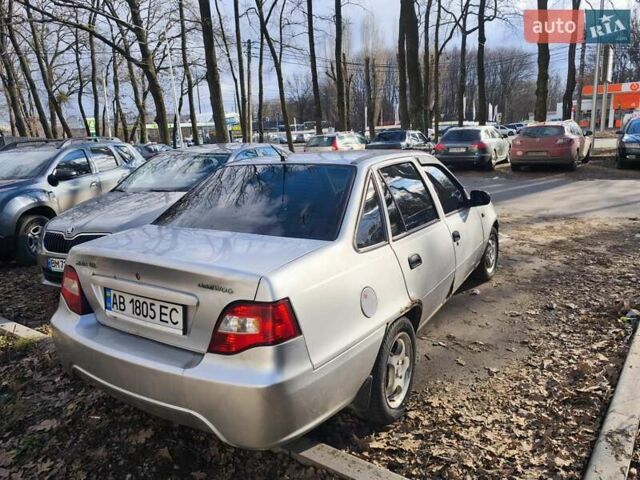 Серый Дэу Нексия, объемом двигателя 1.6 л и пробегом 265 тыс. км за 1100 $, фото 2 на Automoto.ua