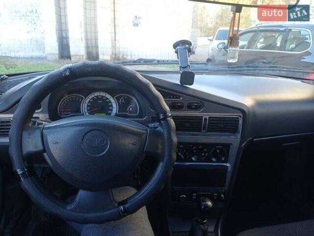 Серый Дэу Нексия, объемом двигателя 1.5 л и пробегом 188 тыс. км за 1400 $, фото 7 на Automoto.ua