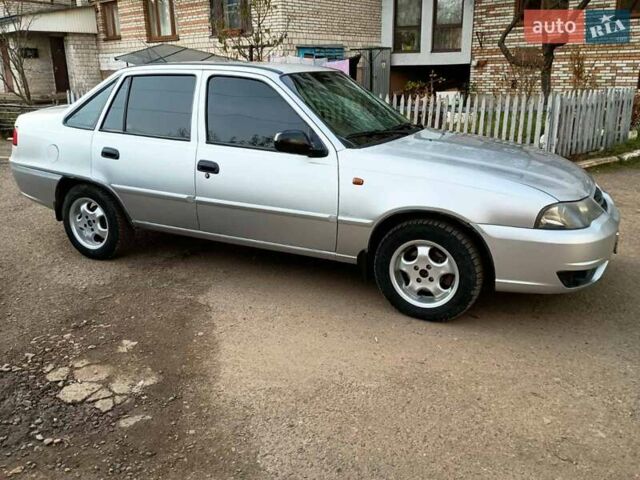 Сірий Деу Нексія, об'ємом двигуна 1.5 л та пробігом 186 тис. км за 2600 $, фото 6 на Automoto.ua