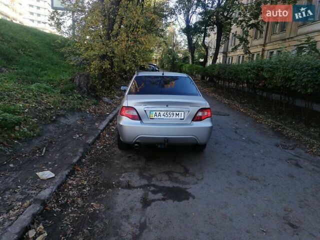 Серый Дэу Нексия, объемом двигателя 1.6 л и пробегом 97 тыс. км за 4000 $, фото 3 на Automoto.ua