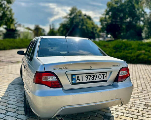 Серый Дэу Нексия, объемом двигателя 1.6 л и пробегом 203 тыс. км за 2350 $, фото 5 на Automoto.ua