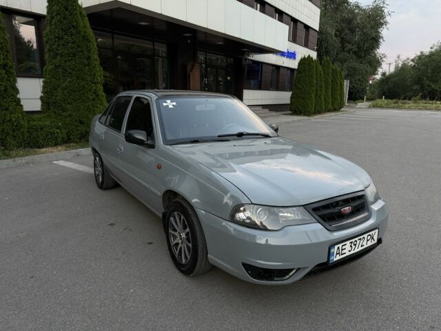 Серый Дэу Нексия, объемом двигателя 1.5 л и пробегом 185 тыс. км за 2900 $, фото 3 на Automoto.ua