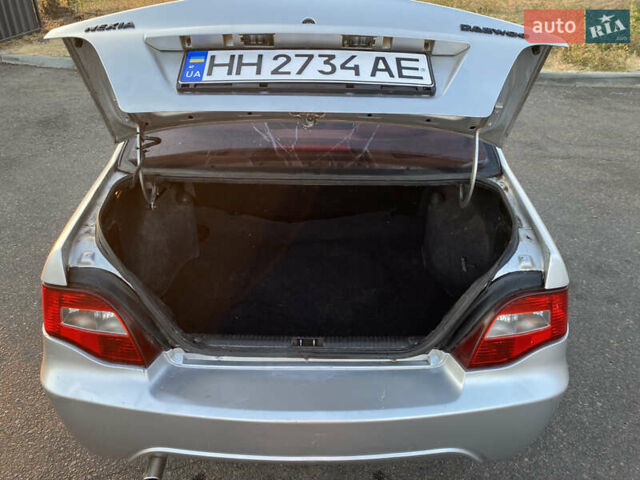 Серый Дэу Нексия, объемом двигателя 1.5 л и пробегом 210 тыс. км за 2540 $, фото 9 на Automoto.ua