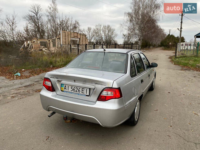 Сірий Деу Нексія, об'ємом двигуна 1.6 л та пробігом 212 тис. км за 1500 $, фото 5 на Automoto.ua