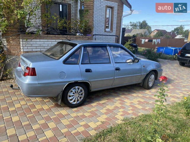 Сірий Деу Нексія, об'ємом двигуна 1.5 л та пробігом 140 тис. км за 2100 $, фото 4 на Automoto.ua