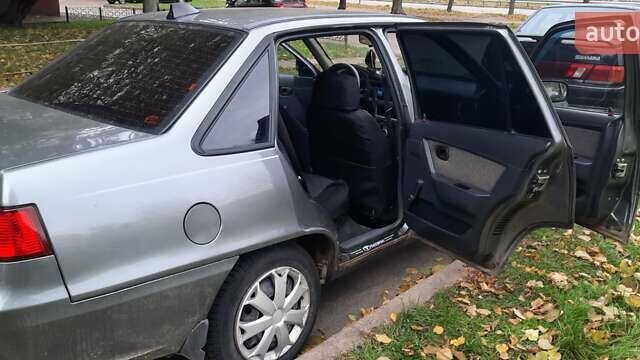 Серый Дэу Нексия, объемом двигателя 1.5 л и пробегом 183 тыс. км за 2000 $, фото 10 на Automoto.ua