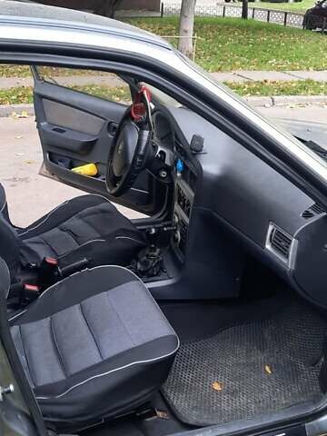 Серый Дэу Нексия, объемом двигателя 1.5 л и пробегом 183 тыс. км за 2000 $, фото 13 на Automoto.ua