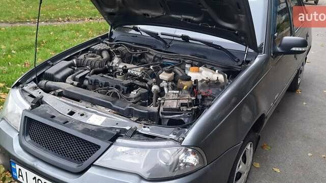 Деу Нексія 2014 у Києві на Automoto.ua Сірий Деу Нексія, об'ємом двигуна 1.5 л та пробігом 183 тис. км за 2000 $, фото 3 на Automoto.ua