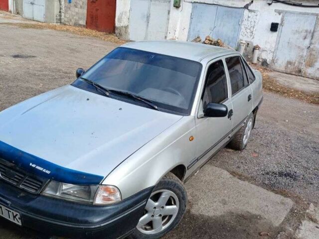 Серый Дэу Нексия, объемом двигателя 1.5 л и пробегом 3 тыс. км за 1450 $, фото 2 на Automoto.ua