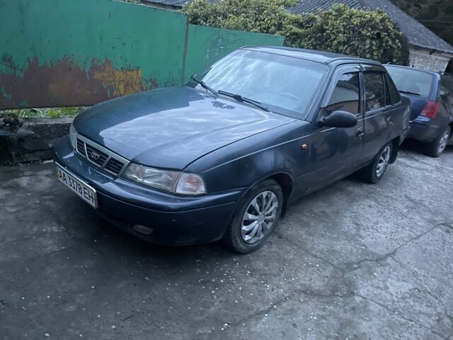 Синий Дэу Нексия, объемом двигателя 1.5 л и пробегом 250 тыс. км за 800 $, фото 1 на Automoto.ua