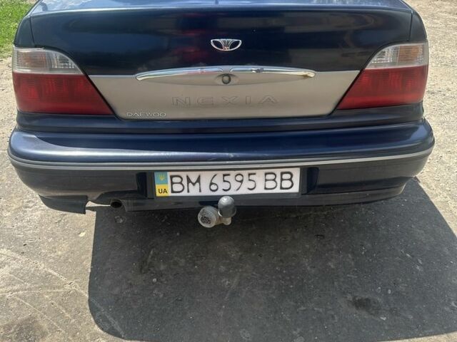 Синий Дэу Нексия, объемом двигателя 1.5 л и пробегом 300 тыс. км за 1547 $, фото 3 на Automoto.ua