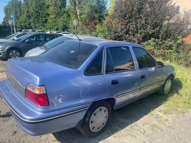 Синий Дэу Нексия, объемом двигателя 0 л и пробегом 225 тыс. км за 4300 $, фото 2 на Automoto.ua