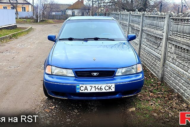 Синий Дэу Нексия, объемом двигателя 1.5 л и пробегом 400 тыс. км за 1500 $, фото 4 на Automoto.ua